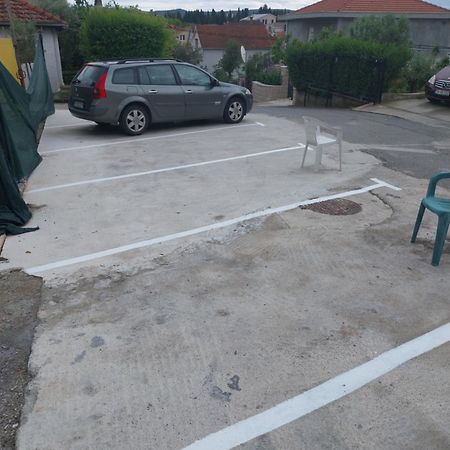 Petkovic Apartmani 1 Tivat Ngoại thất bức ảnh