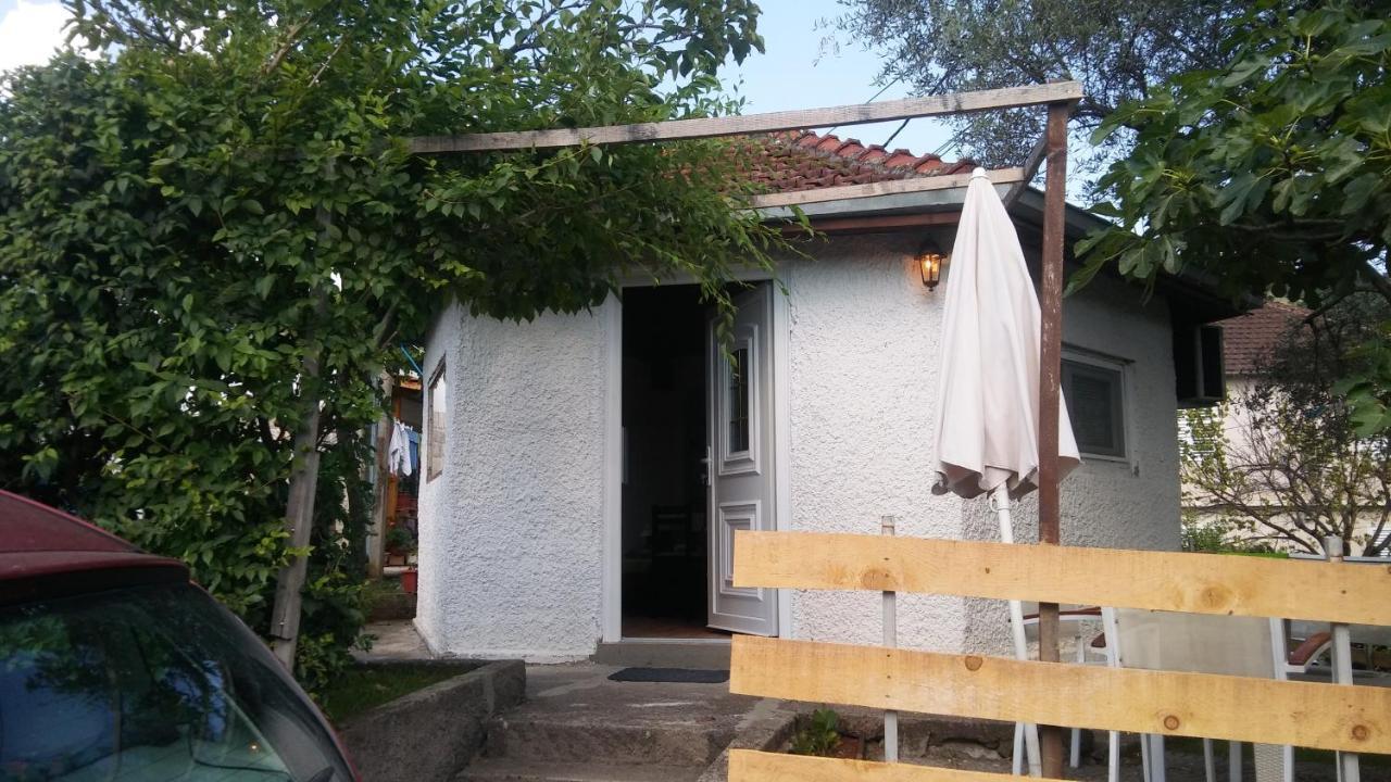 Petkovic Apartmani 1 Tivat Ngoại thất bức ảnh